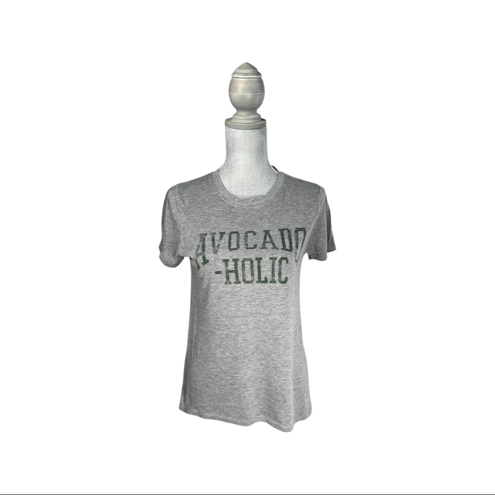 Avocado-Holic gray tee